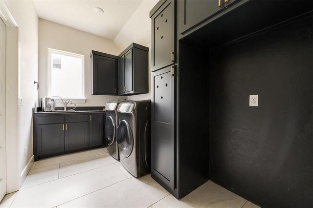 2924 Sandstone Ridge, Edmond, OK 73034