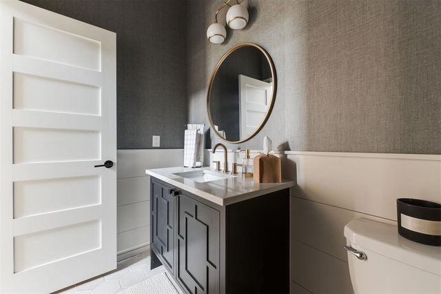 2924 Sandstone Ridge, Edmond, OK 73034