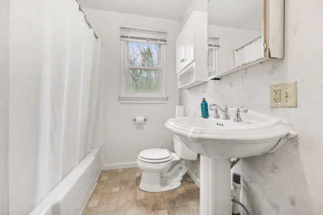 1401 S 2nd Street, Oshtemo Twp, MI 49009