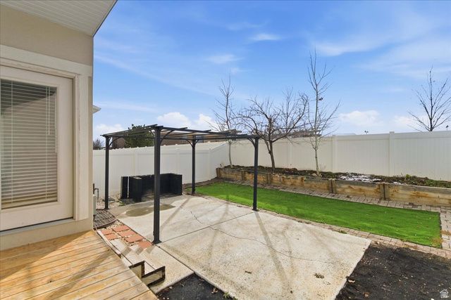 12806 S FAIRHOLME CIR, Herriman, UT 84096