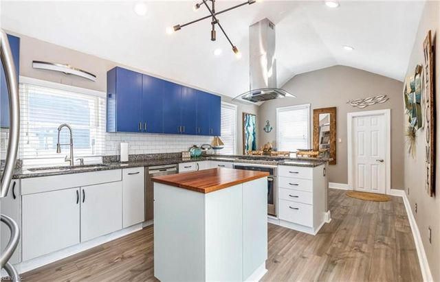 457 W Ocean View AVE, Norfolk, VA 23503