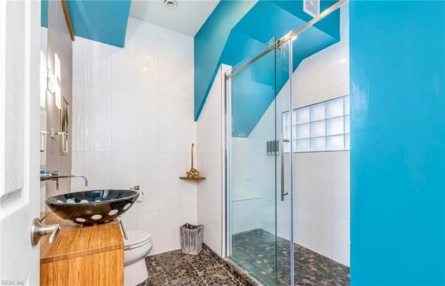 457 W Ocean View AVE, Norfolk, VA 23503