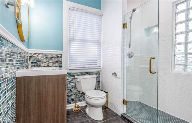 457 W Ocean View AVE, Norfolk, VA 23503