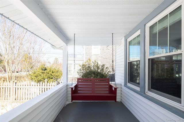 446 6th Street, Greenport, NY 11944