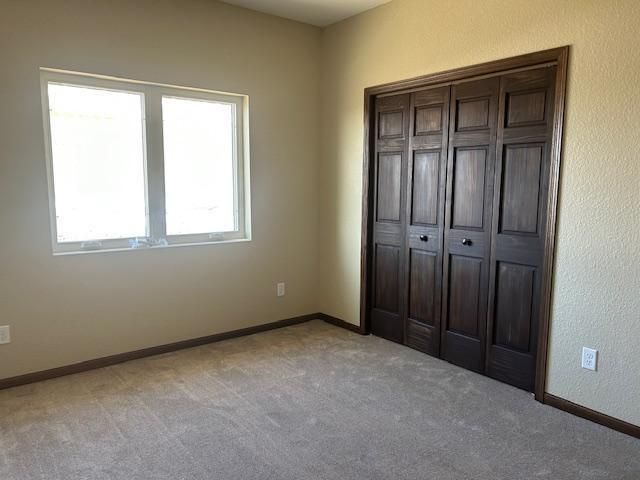 2555 Sutherland Dr, Worthington, MN 56187