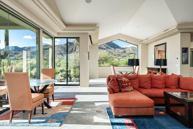 11025 E HONEY MESQUITE Drive, Scottsdale, AZ 85262