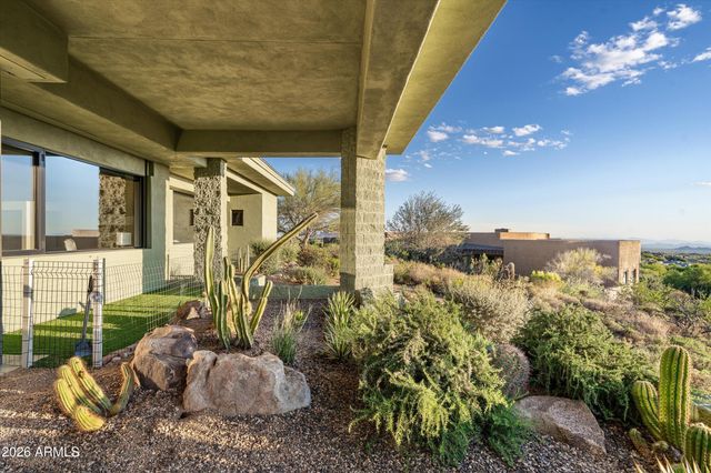 11025 E HONEY MESQUITE Drive, Scottsdale, AZ 85262