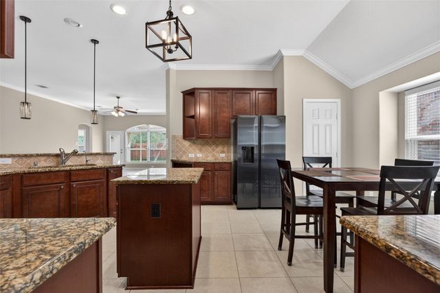 10103 Sweet Willow Lane, Brookshire, TX 77423