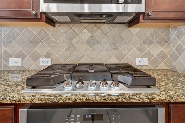 10103 Sweet Willow Lane, Brookshire, TX 77423