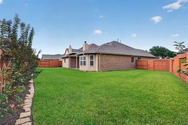 10103 Sweet Willow Lane, Brookshire, TX 77423