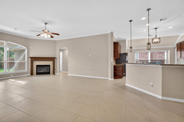 10103 Sweet Willow Lane, Brookshire, TX 77423