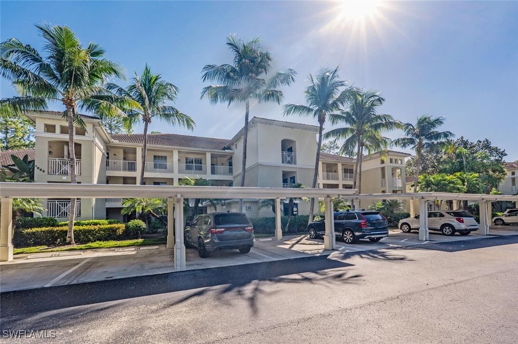 1886 Tarpon Bay DR S 104, Naples, FL 34119