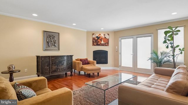 718 S 19TH ST, Philadelphia, PA 19146