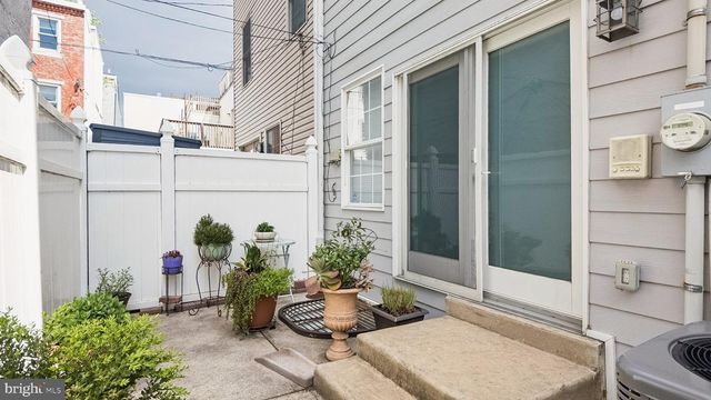 718 S 19TH ST, Philadelphia, PA 19146