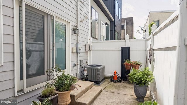 718 S 19TH ST, Philadelphia, PA 19146