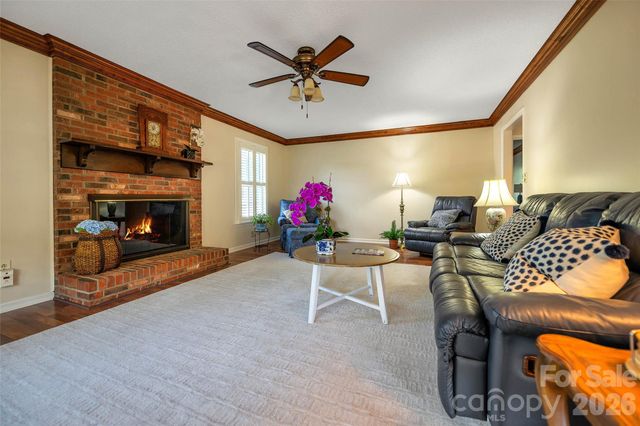 3340 Su San Farms Road, Gastonia, NC 28056