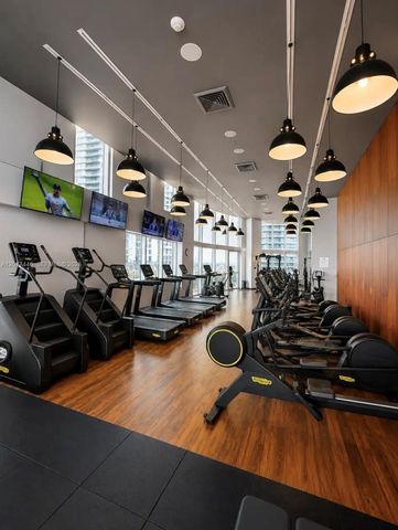 1300 Brickell Bay Drive 1807, Miami, FL 33131