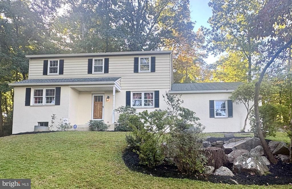 8 CASTLE ROCK, NEWTOWN SQUARE, PA 19073 — exterior