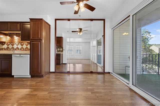 26070 N Lake Drive Drive, Harrison Twp, MI 48045