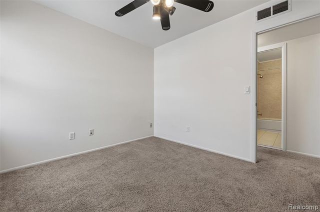 26070 N Lake Drive Drive, Harrison Twp, MI 48045