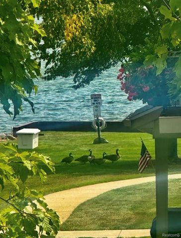 26070 N Lake Drive Drive, Harrison Twp, MI 48045