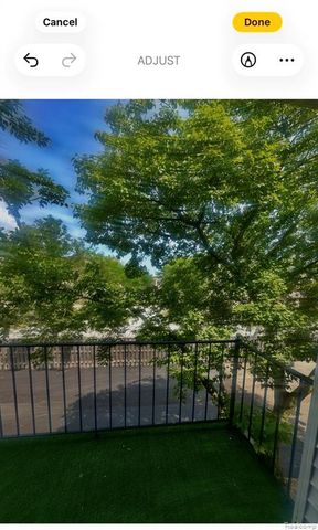 26070 N Lake Drive Drive, Harrison Twp, MI 48045