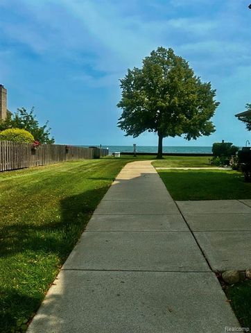 26070 N Lake Drive Drive, Harrison Twp, MI 48045