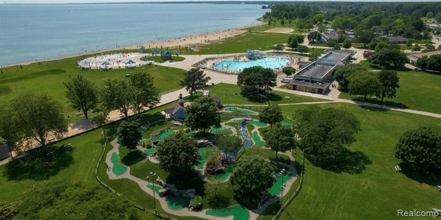 26070 N Lake Drive Drive, Harrison Twp, MI 48045