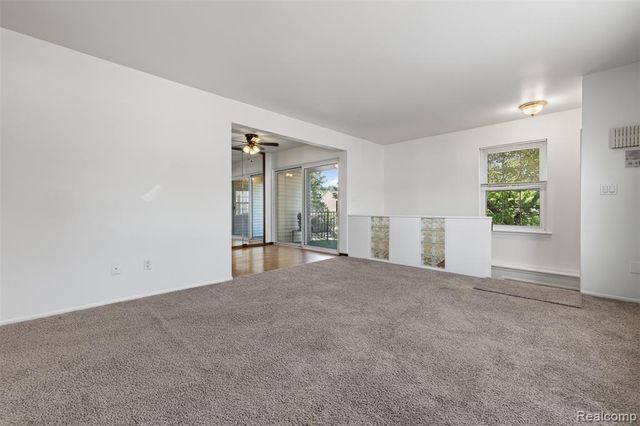 26070 N Lake Drive Drive, Harrison Twp, MI 48045