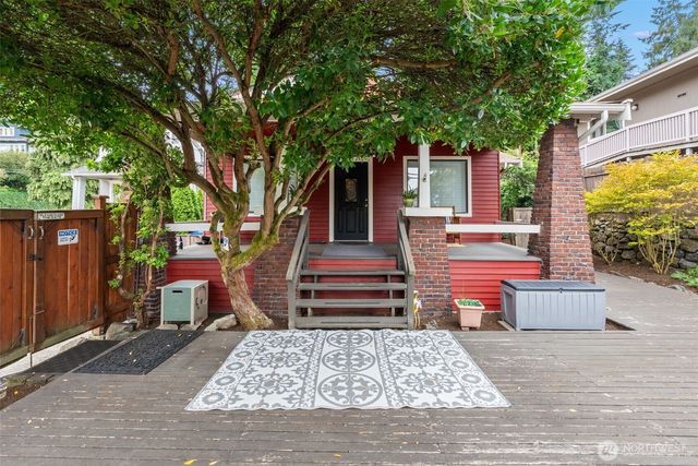 4259 SW Othello Street, Seattle, WA 98136