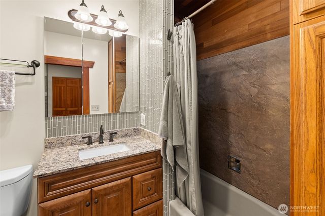 4259 SW Othello Street, Seattle, WA 98136