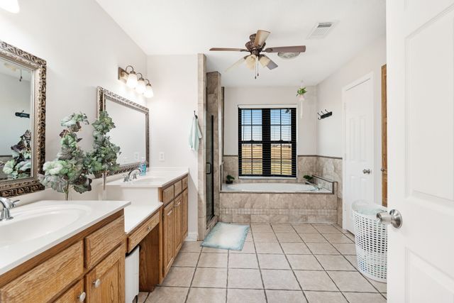 2748 Farm Road 2820, Sumner, TX 75486