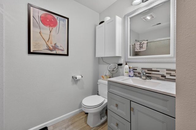 5817 Keyntel St, Citrus Heights, CA 95621