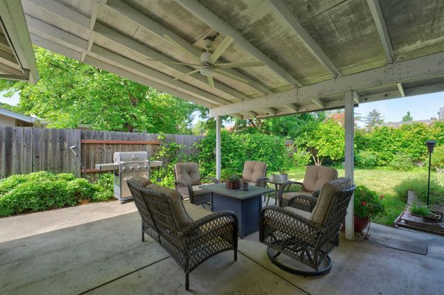 5817 Keyntel St, Citrus Heights, CA 95621