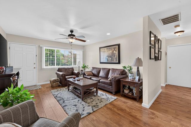 5817 Keyntel St, Citrus Heights, CA 95621