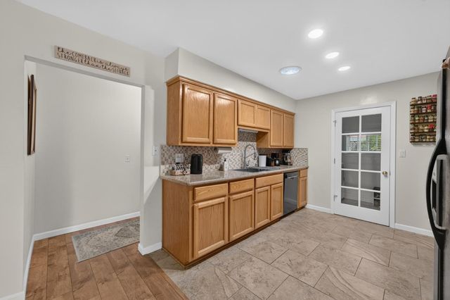 5817 Keyntel St, Citrus Heights, CA 95621