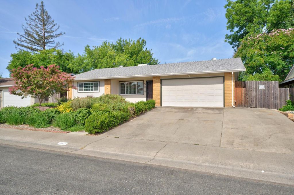 5817 Keyntel St, Citrus Heights, CA 95621
