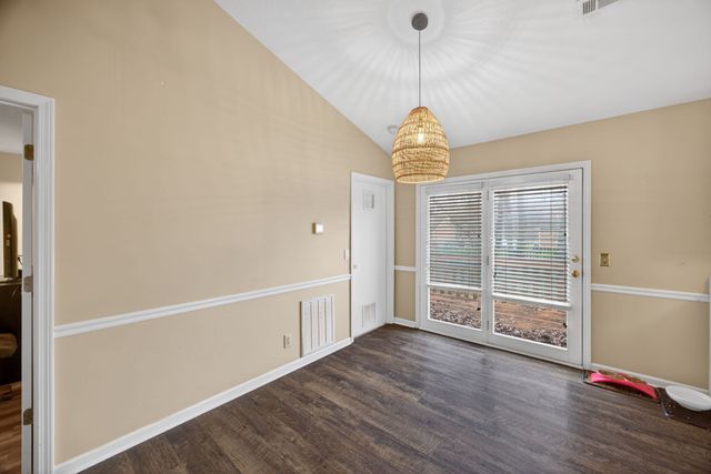 1091 Carol Ln, Cookeville, TN 38501