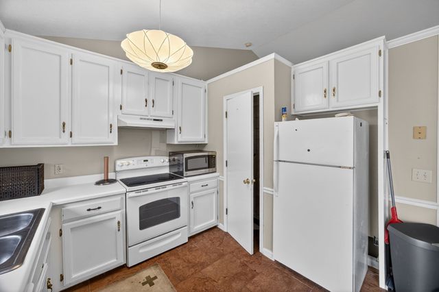 1091 Carol Ln, Cookeville, TN 38501