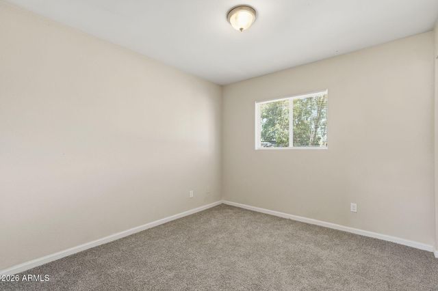 2112 W DAHLIA Drive, Phoenix, AZ 85029