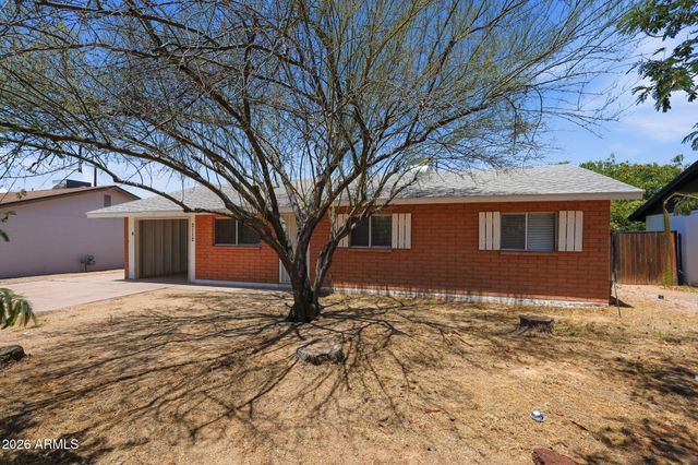 2112 W DAHLIA Drive, Phoenix, AZ 85029