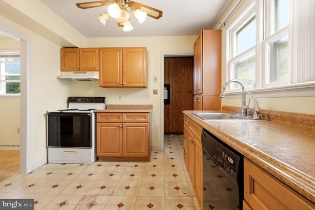 301 WICHITA TRL, Browns Mills, NJ 08015