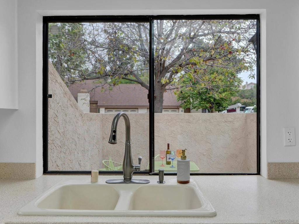 Image 14 of property listing at 830 Cinnamon, Chula Vista, CA 91910