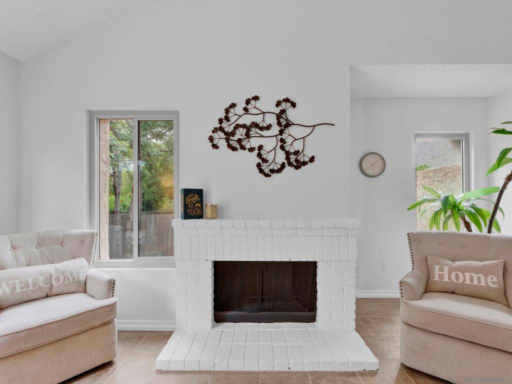 Image 2 of property listing at 830 Cinnamon, Chula Vista, CA 91910