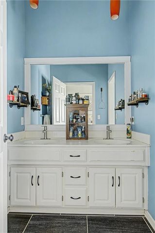 16211 W 158TH Street, Olathe, KS 66062