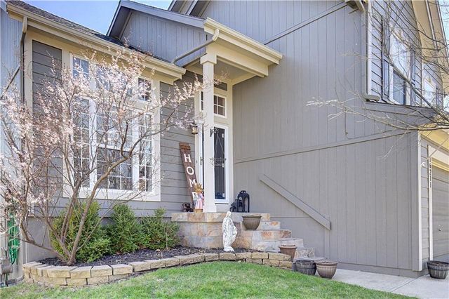 16211 W 158TH Street, Olathe, KS 66062