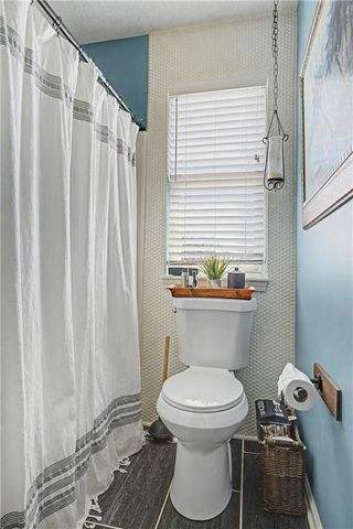 16211 W 158TH Street, Olathe, KS 66062