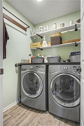 16211 W 158TH Street, Olathe, KS 66062