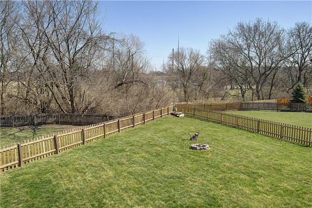 16211 W 158TH Street, Olathe, KS 66062