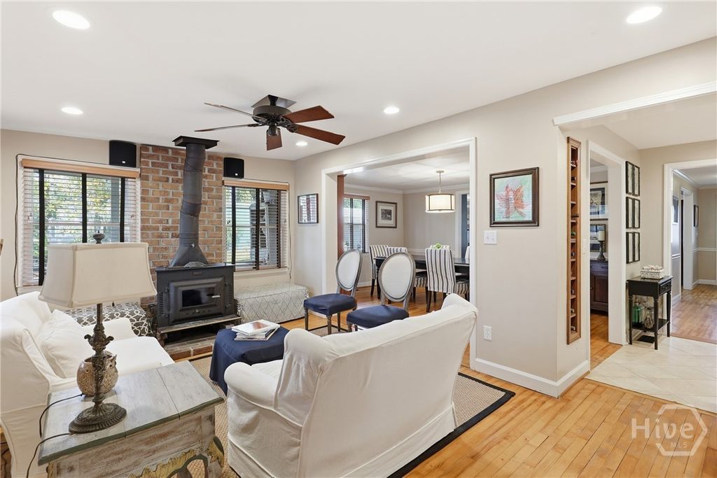 Image 19 of property listing at 8815 Whitefield, Savannah, GA 31406